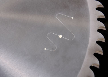 Hojas de sierra de acero del panel del diamante del OEM SKS Japón con la ranura 350 x 3,5 x 30 x 72T